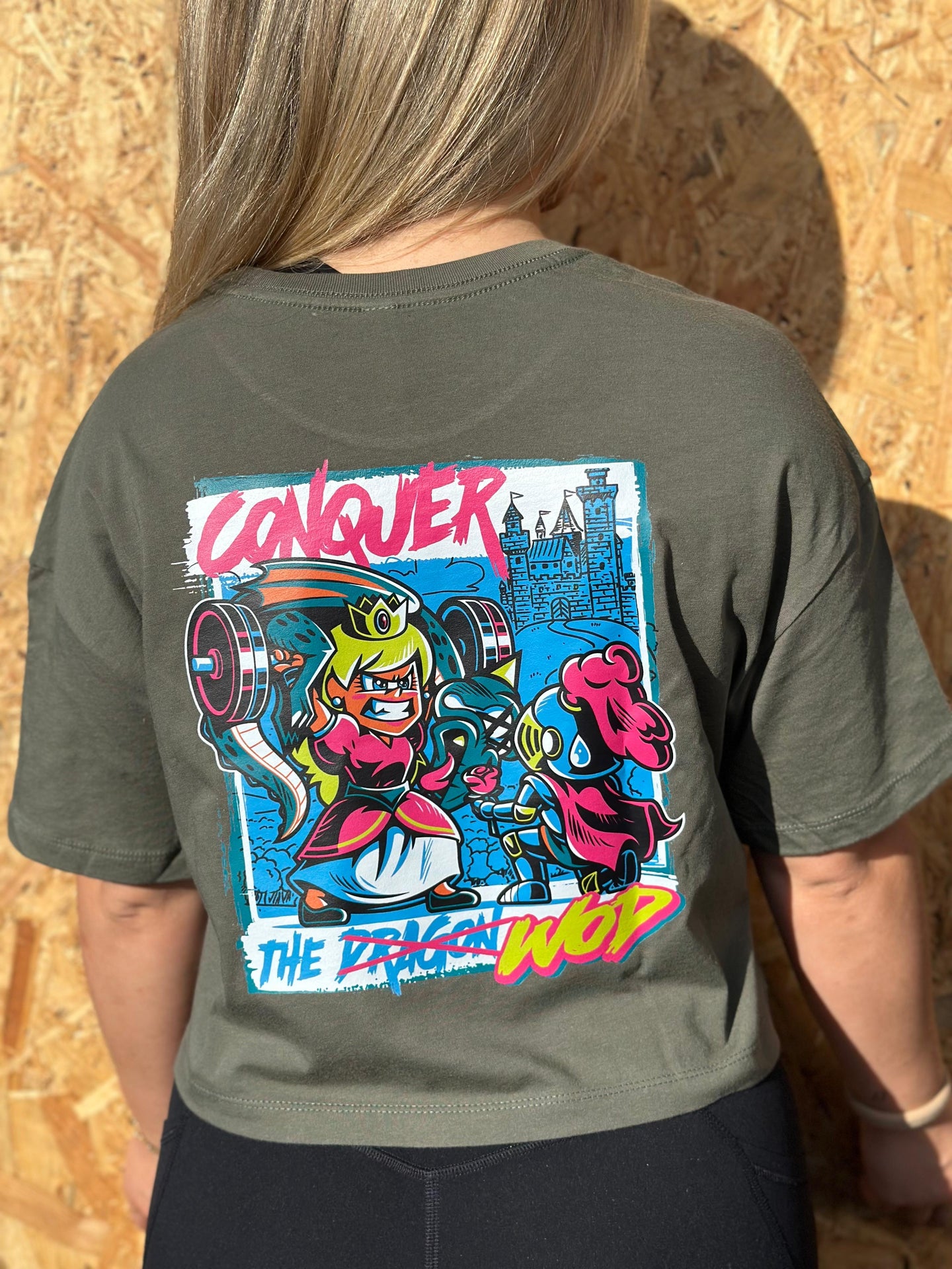 CROP-TOP - CONQUER THE WOD MILITARY GREEN